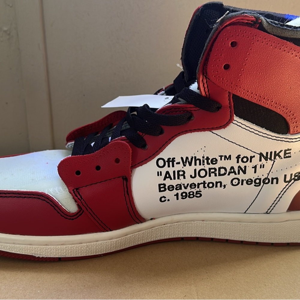 Nike Air Jordan 1 Box